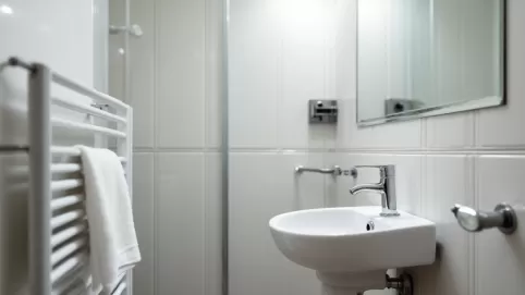 Jaka moc grzejnika do łazienki 4m2