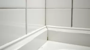 Jakie listwy przypodłogowe do łazienki