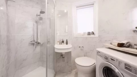 Mała łazienka w bloku 2m2