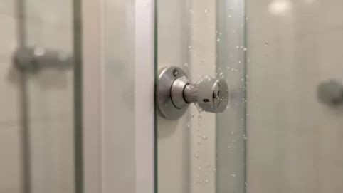 odpowietrzanie grzejnika łazienkowego